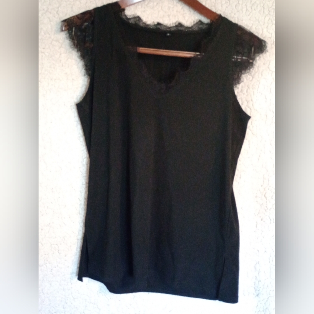 Unbranded Women's Black Lace Trim V-neck Sleeveless Blouse Tunic Top - Size S